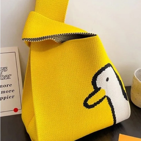FINAL ONE!!!($8) Duck Print Knit Tote - Picture 5 of 7